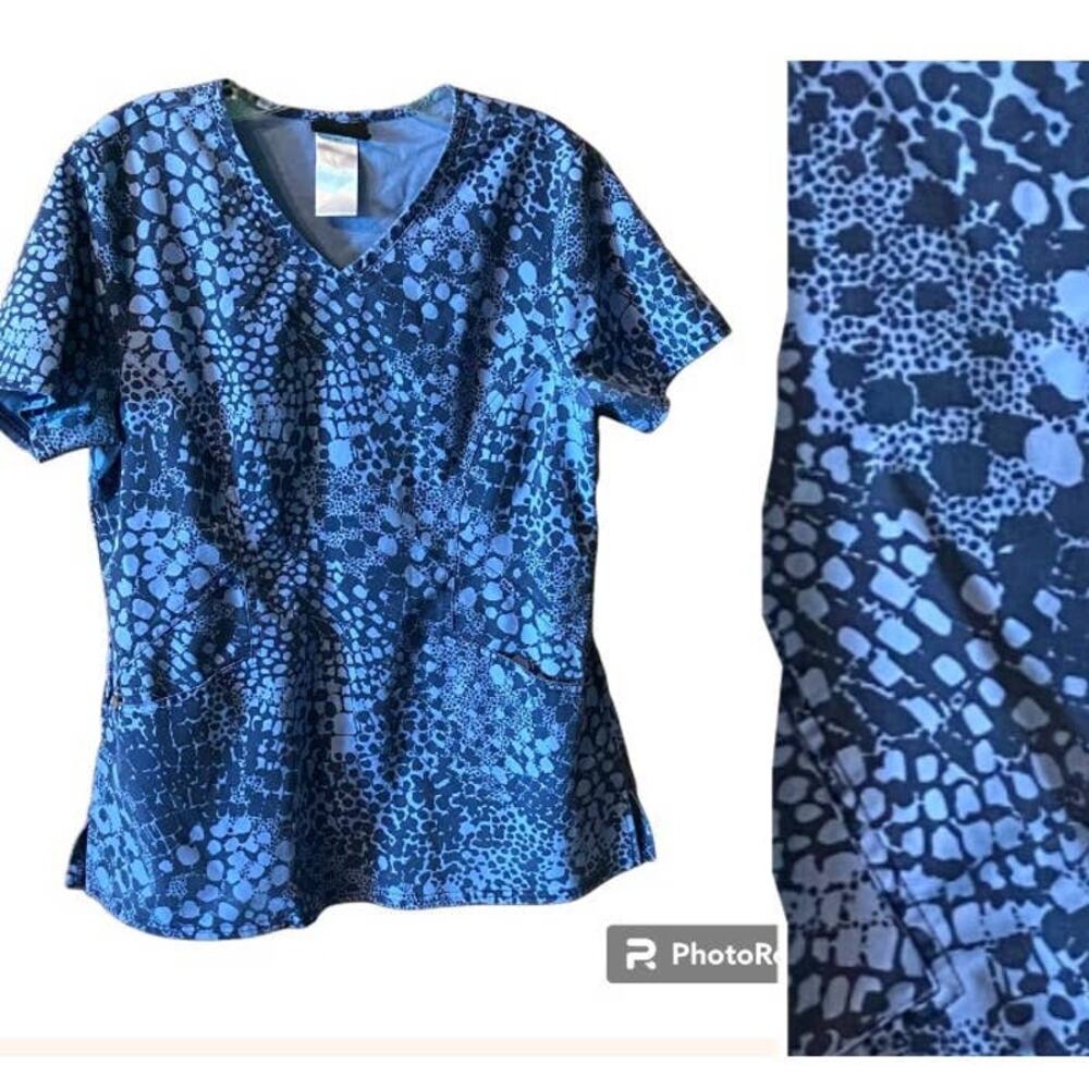 Careisma by Sofia Vergara Scrub Top Medium Pockets Uniform Nurse Doctor Work